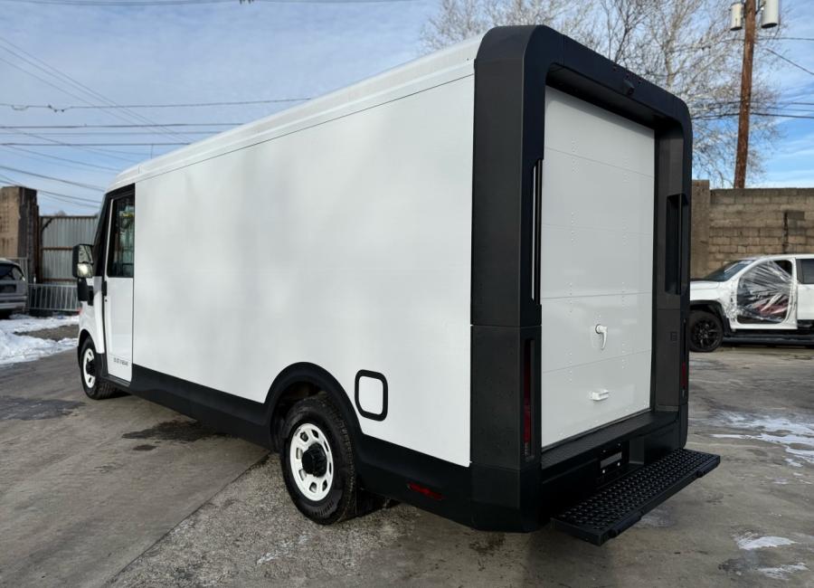 Salvage 2025 Chevrolet Brightdrop 600 in White