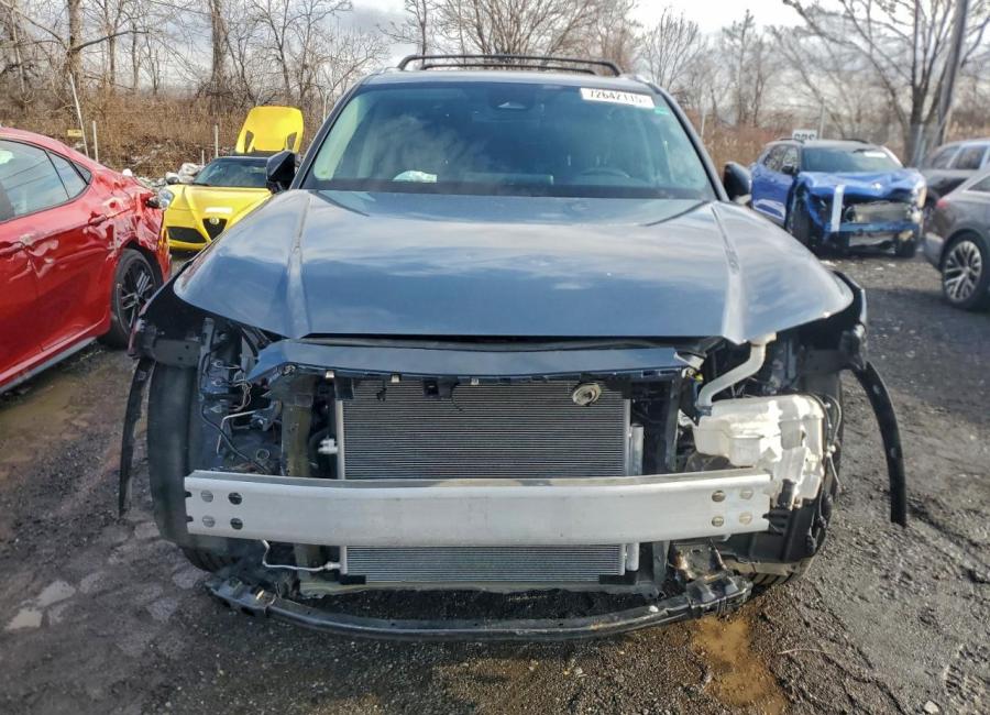 Salvage 2024 Toyota Grand Highlander Xle in Blue