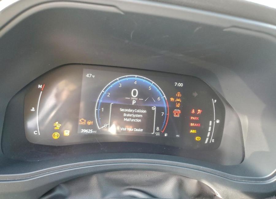 Salvage 2024 Toyota Grand Highlander Xle in Blue