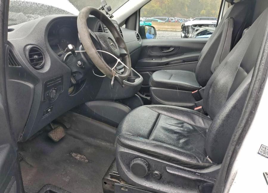 Salvage 2016 Mercedes-benz Metris  in White