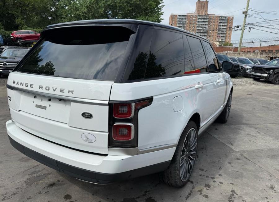 Salvage 2022 Land Rover Range Rover Westminster Edition in White