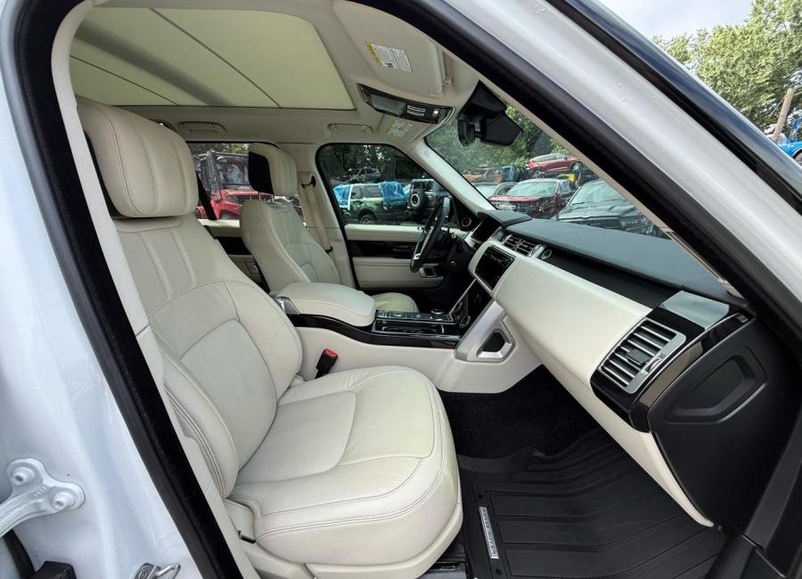 Salvage 2022 Land Rover Range Rover Westminster Edition in White