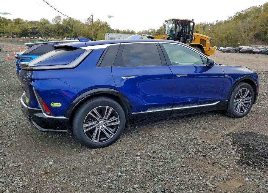 Salvage 2024 Cadillac Lyriq Luxury in Blue