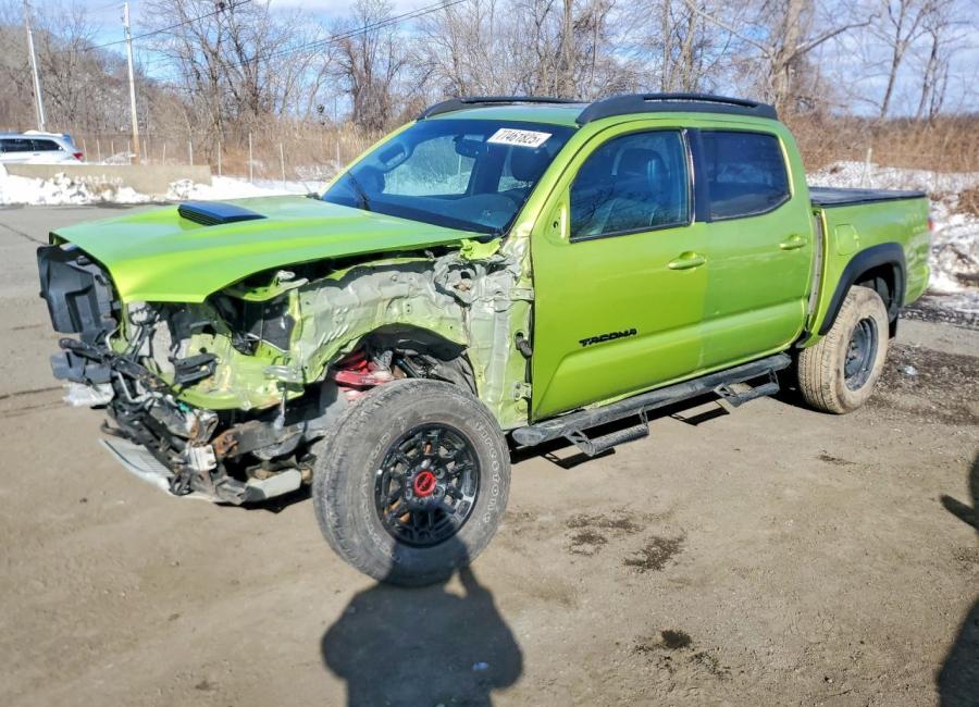 Salvage 2022 Toyota Tacoma Trd Pro in Green