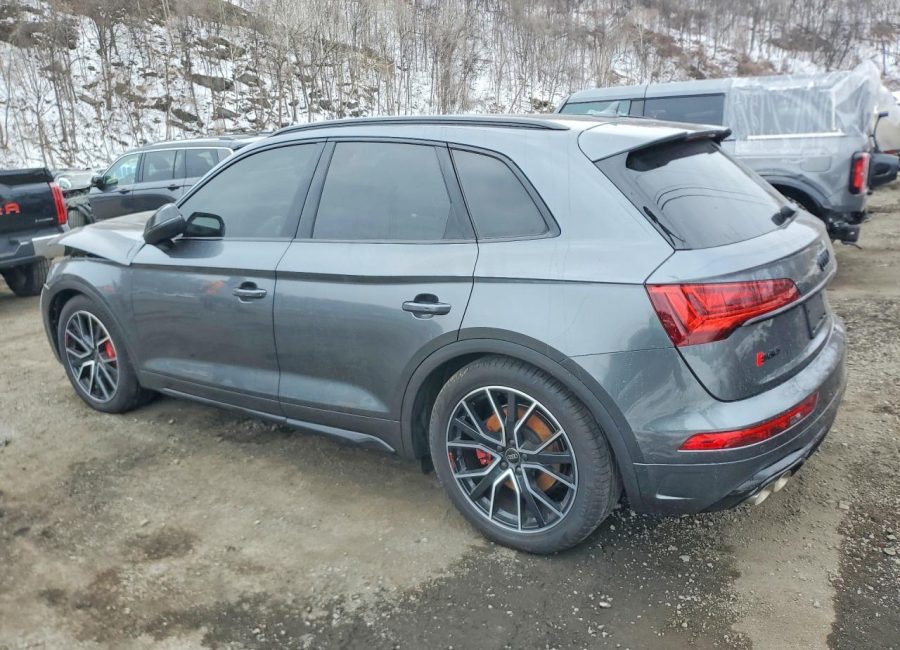 Salvage 2025 Audi Sq5  in Gray