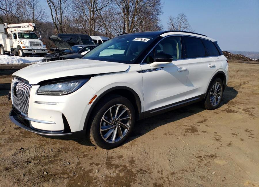 Salvage 2025 Lincoln Corsair Premiere in White