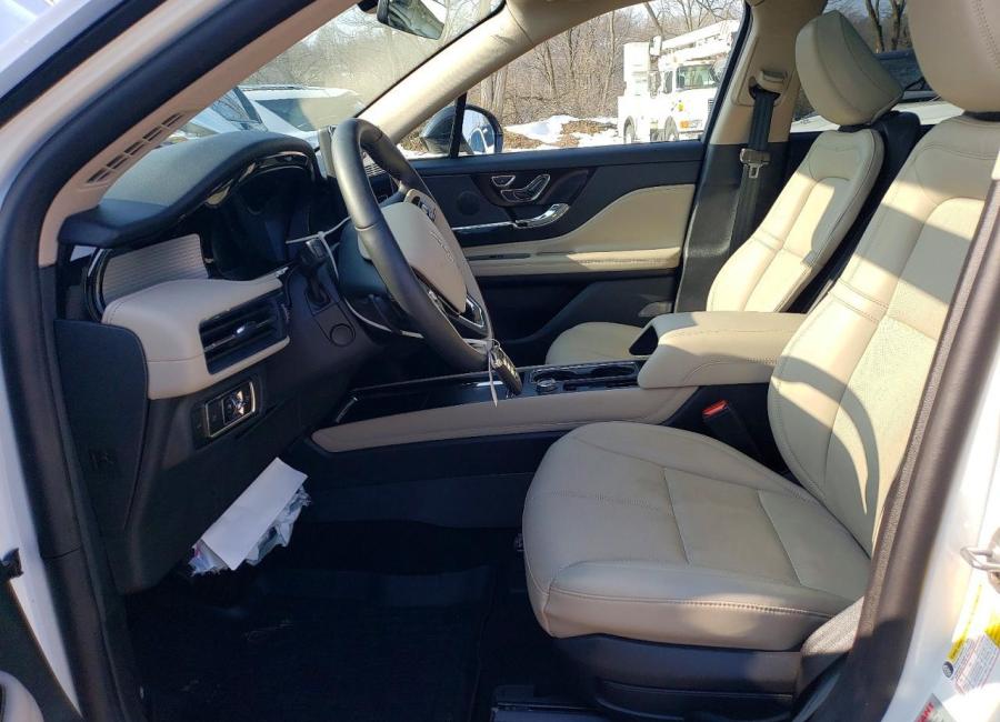 Salvage 2025 Lincoln Corsair Premiere in White