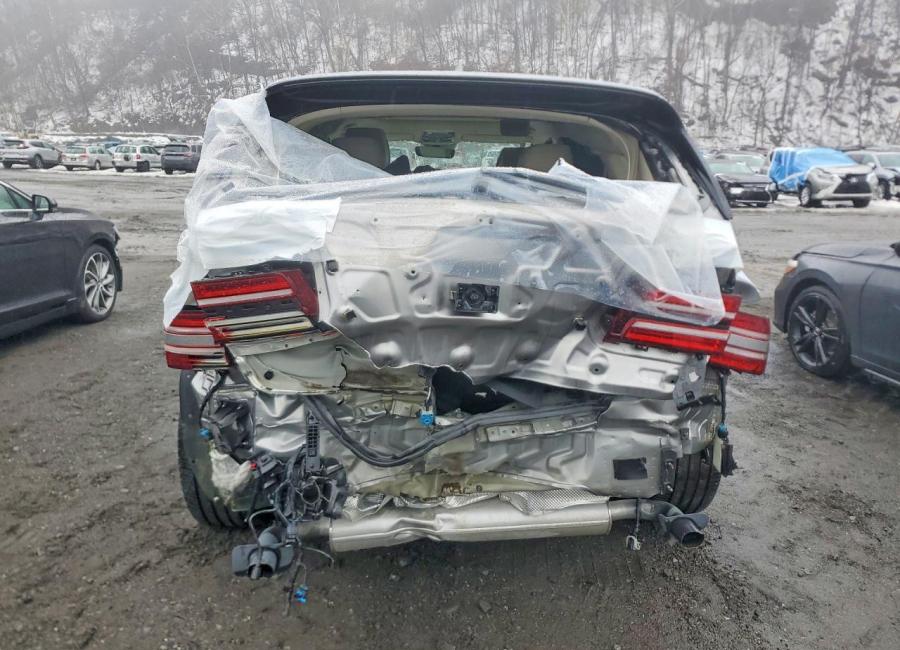 Salvage 2023 Genesis Gv80  in Gray
