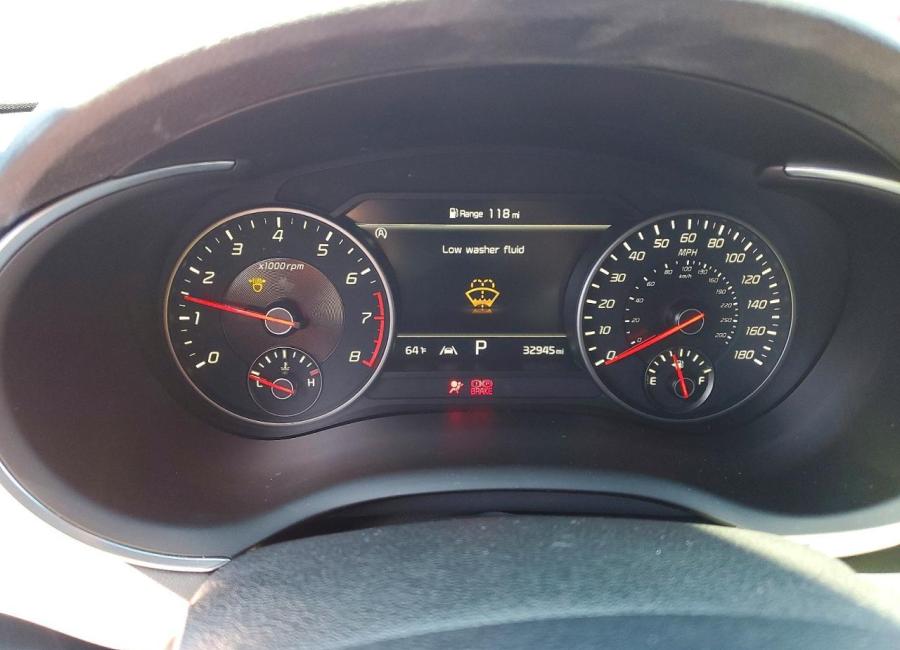 Salvage 2023 Kia Stinger Gt2 in Red