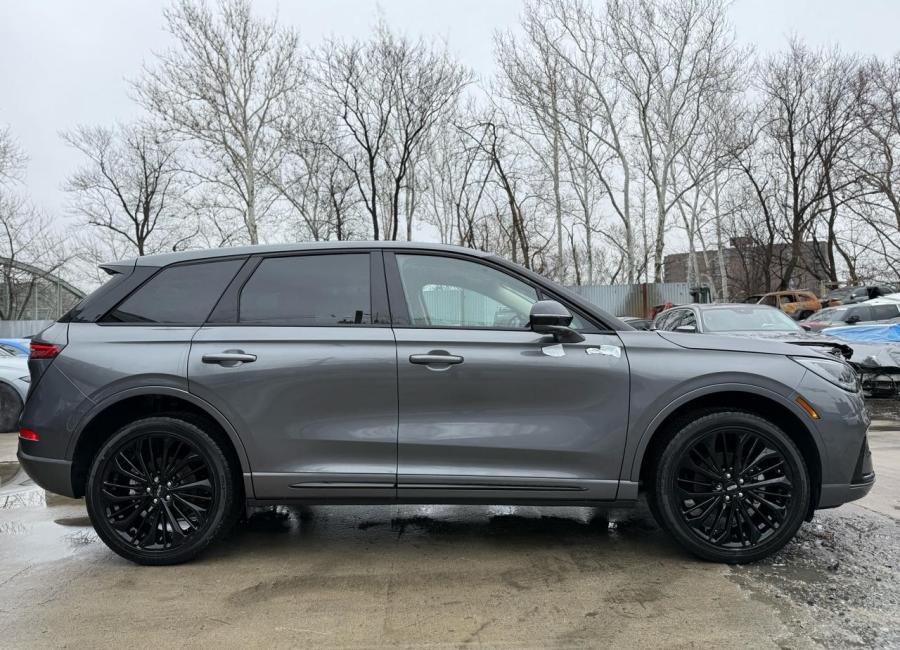 Salvage 2024 Lincoln Corsair Premiere in Gray
