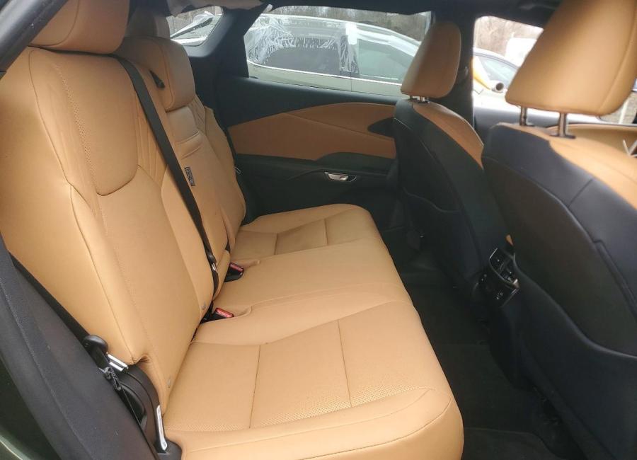 Salvage 2025 Lexus Rx 350h  in Green