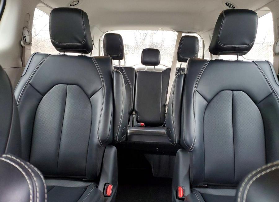 Salvage 2024 Chrysler Pacifica Hybrid Select in Gray