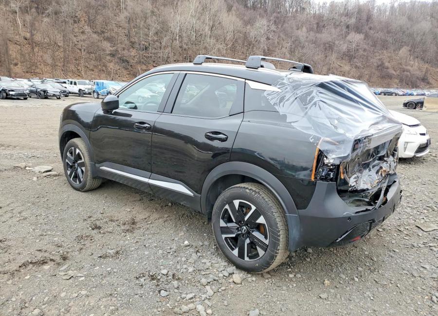Salvage 2026 Nissan Kicks Sv in Black