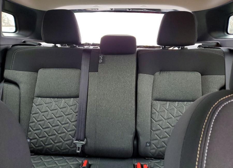 Salvage 2026 Nissan Kicks Sv in Black