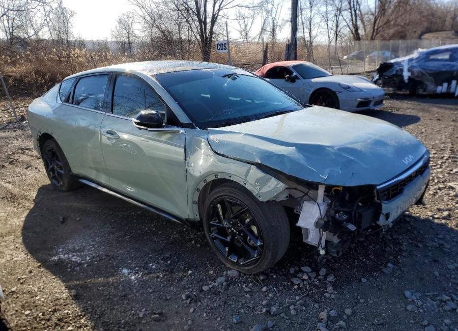 Salvage 2025 Kia K4 Gt-line Turbo in Green
