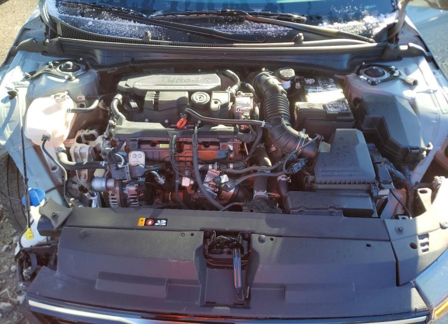 Salvage 2025 Kia K4 Gt-line Turbo in Green