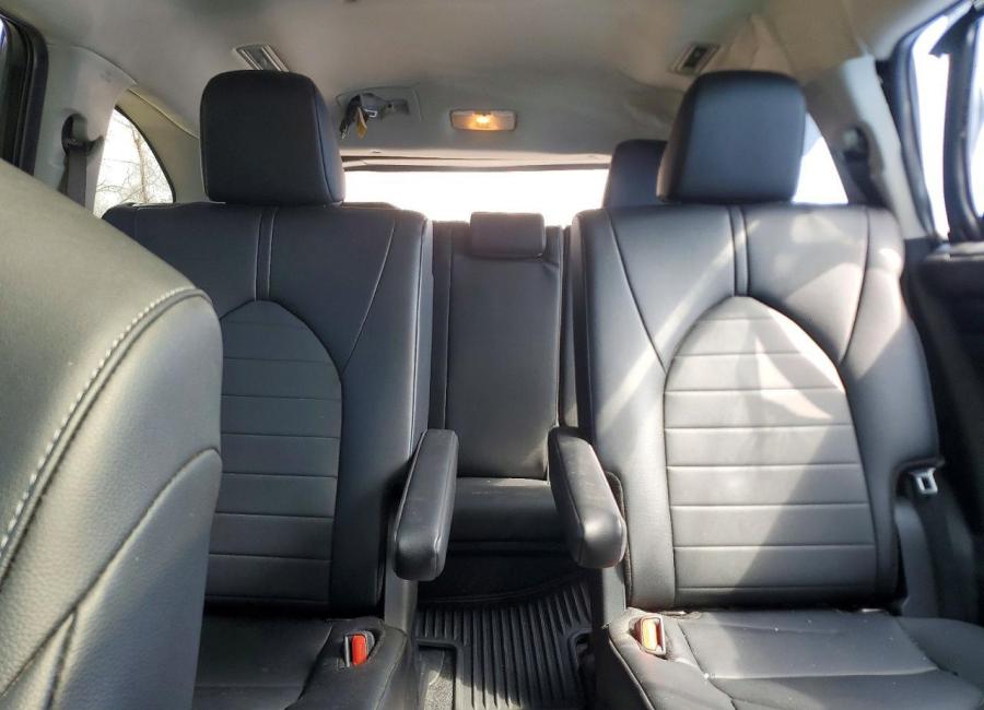 Salvage 2024 Toyota Highlander Xle in Black