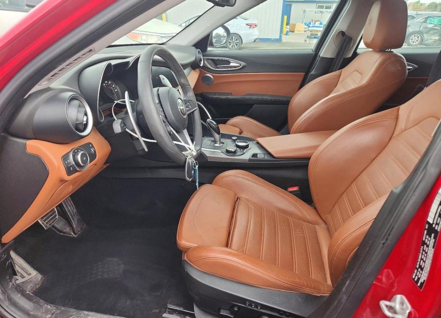 Salvage 2018 Alfa Romeo Giulia Ti Q4 in Red