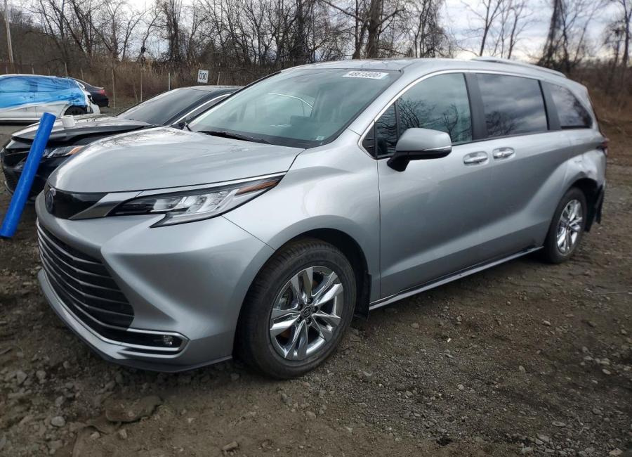 Salvage 2024 Toyota Sienna Awd Hybrid Limited in Silver