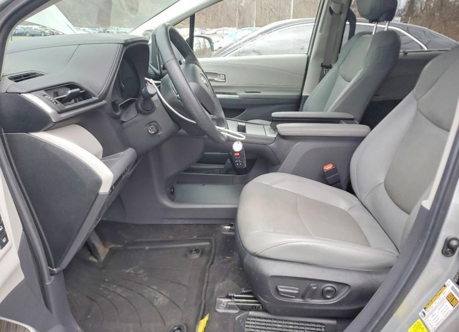 Salvage 2024 Toyota Sienna Awd Hybrid Limited in Silver