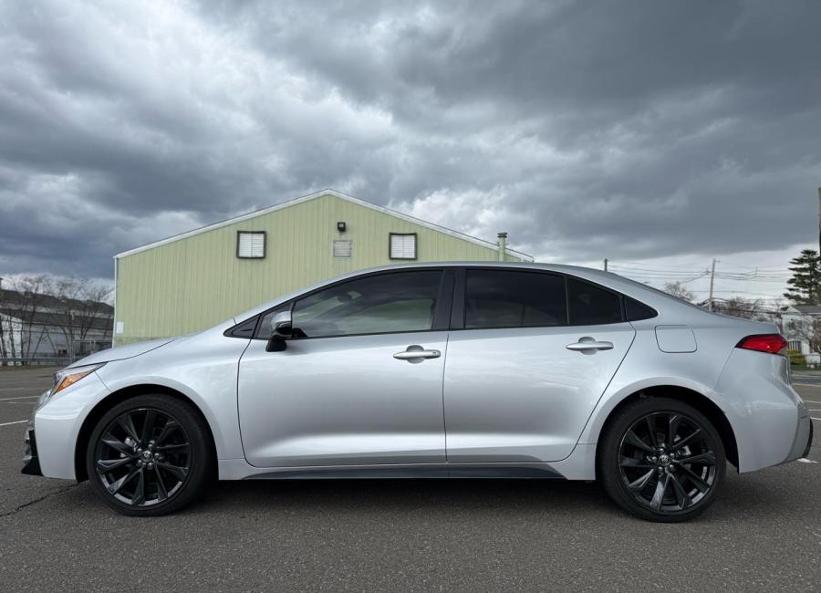 Salvage 2024 Toyota Corolla Le in Silver