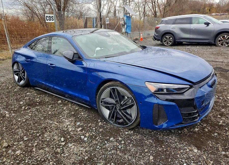 Salvage 2024 Audi Rs E-tron Gt in Blue