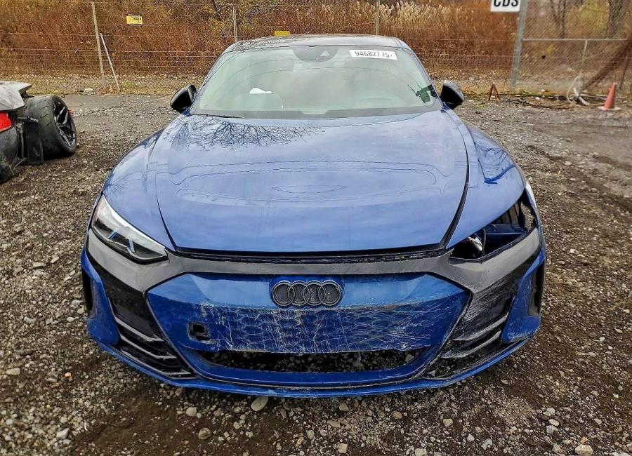 Salvage 2024 Audi Rs E-tron Gt in Blue