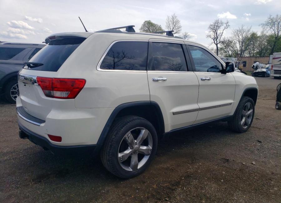 Salvage 2012 Jeep Grand Cherokee Overland in White