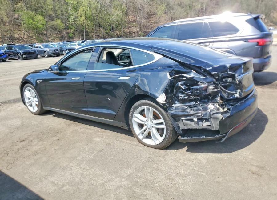 Salvage 2015 Tesla Model S  in Black