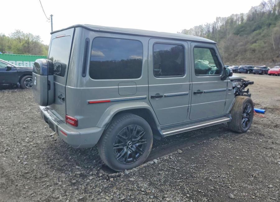 Salvage 2025 Mercedes-benz G 580e  in Gray