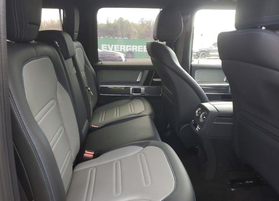 Salvage 2025 Mercedes-benz G 580e  in Gray