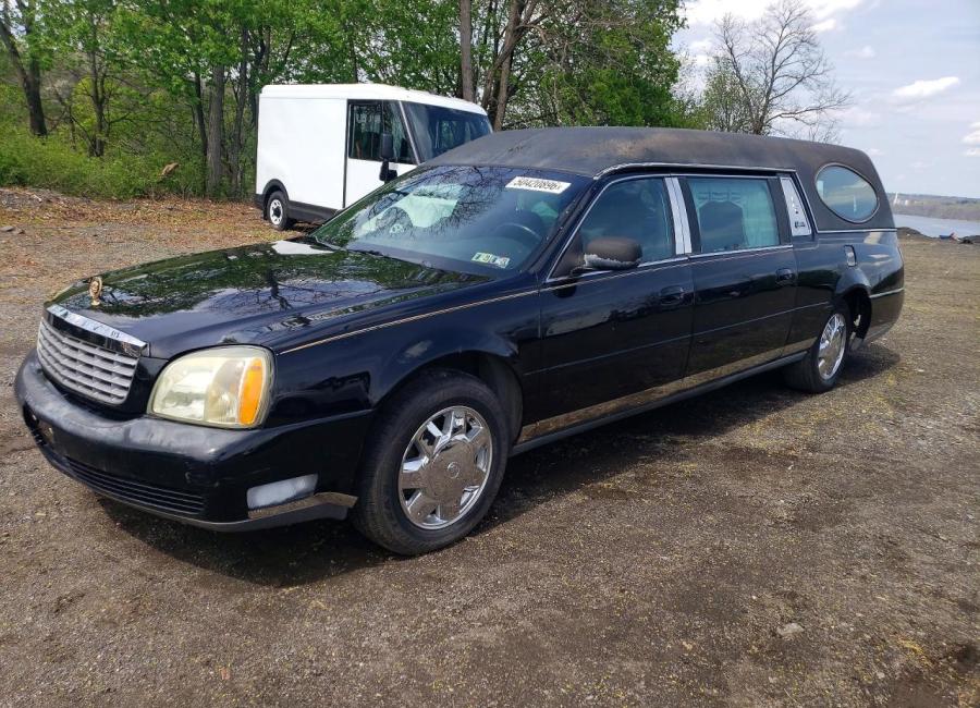 Salvage 2003 Cadillac Commercial Hearse in Black