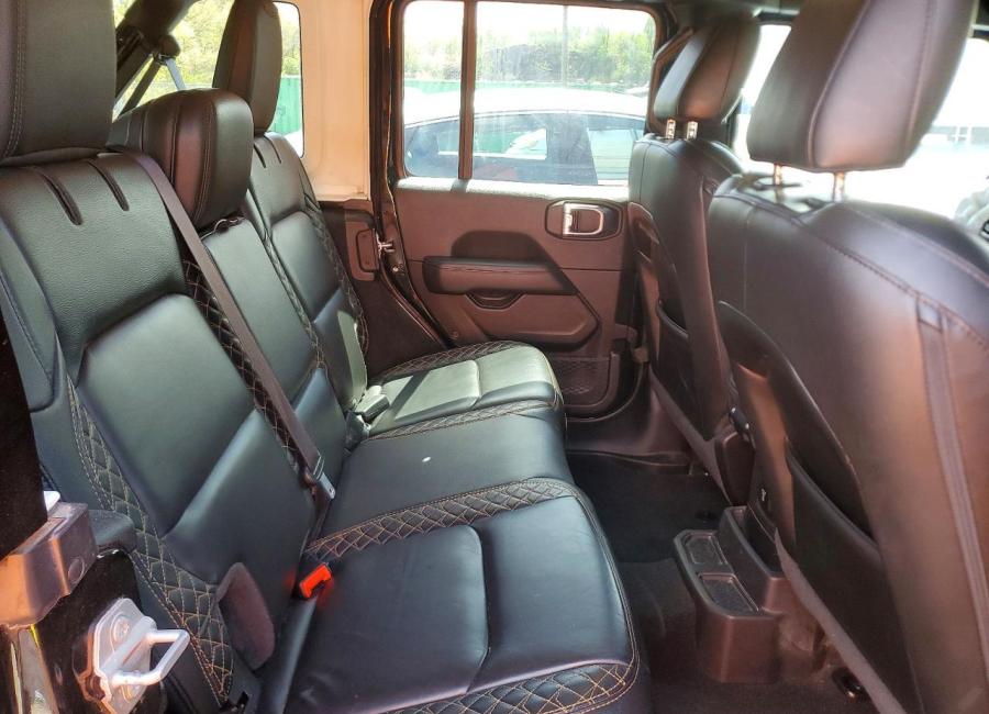Salvage 2022 Jeep Wrangler Unlimited Sahara in Black
