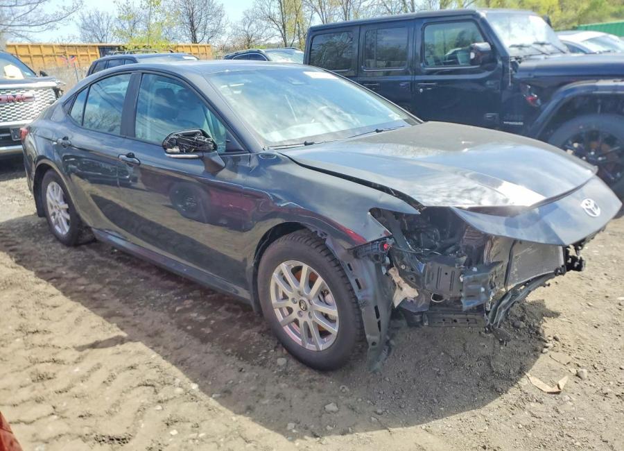 Salvage 2025 Toyota Camry Le in Gray