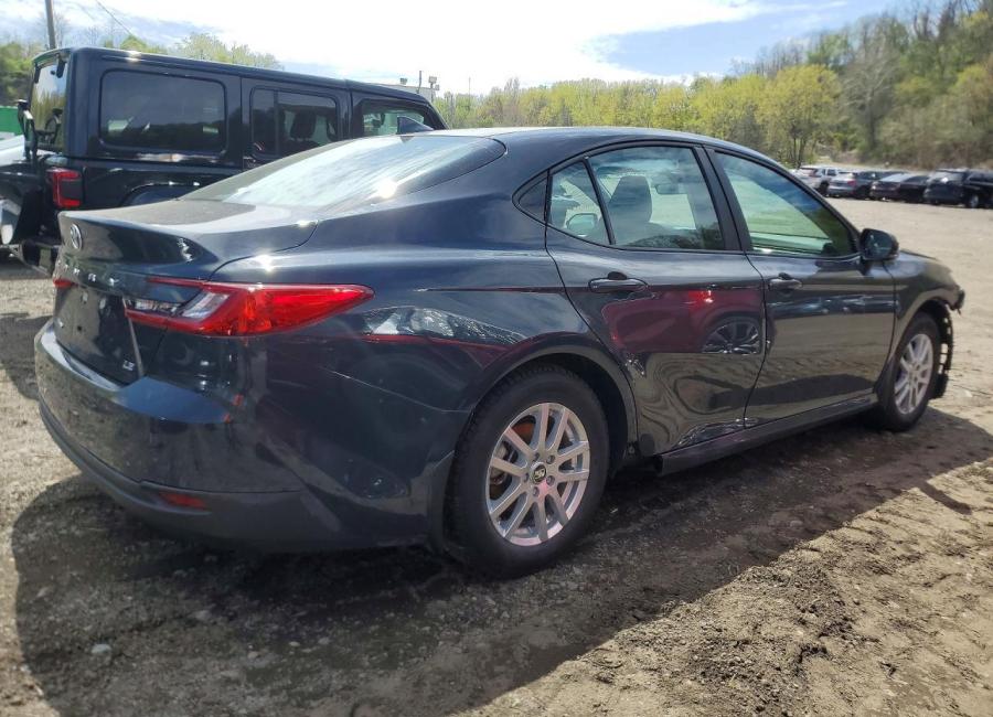 Salvage 2025 Toyota Camry Le in Gray