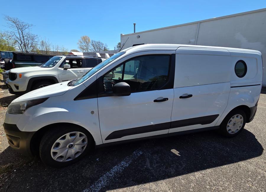 Salvage 2016 Ford Transit Connect in White
