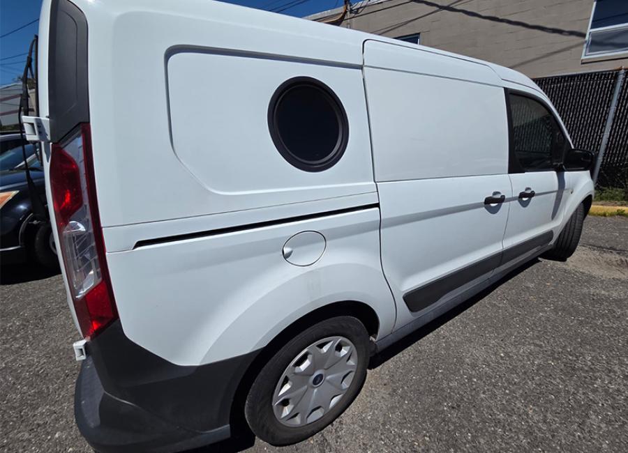 Salvage 2016 Ford Transit Connect in White
