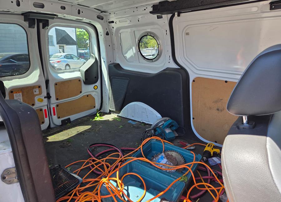 Salvage 2016 Ford Transit Connect in White