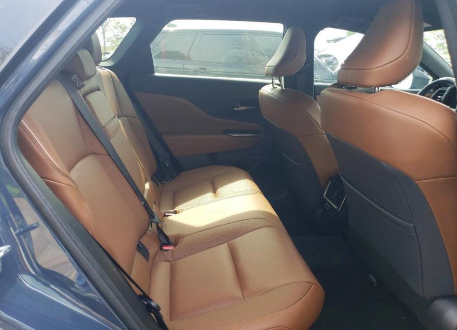 Salvage 2025 Toyota Crown Signia Xle in Blue