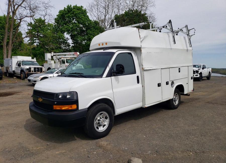 Salvage 2024 Chevrolet Express  in White