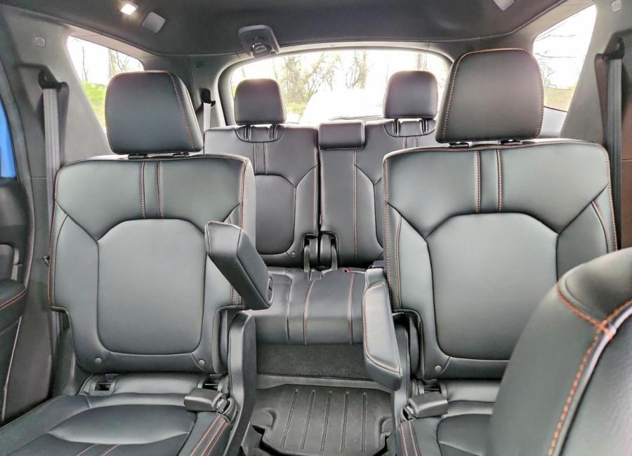 Salvage 2025 Honda Pilot Trailsport in Blue