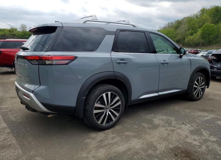 Salvage 2025 Nissan Pathfinder Platinum in Gray