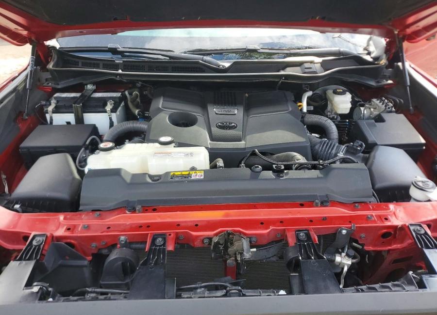 Salvage 2022 Toyota Tundra Limited in Burgundy