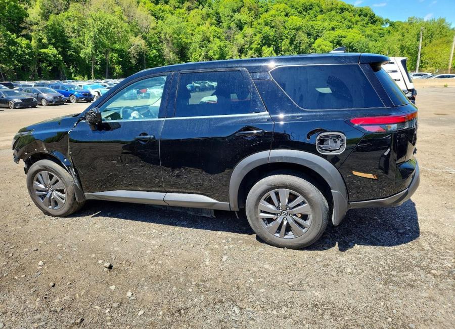 Salvage 2025 Nissan Pathfinder  in Black