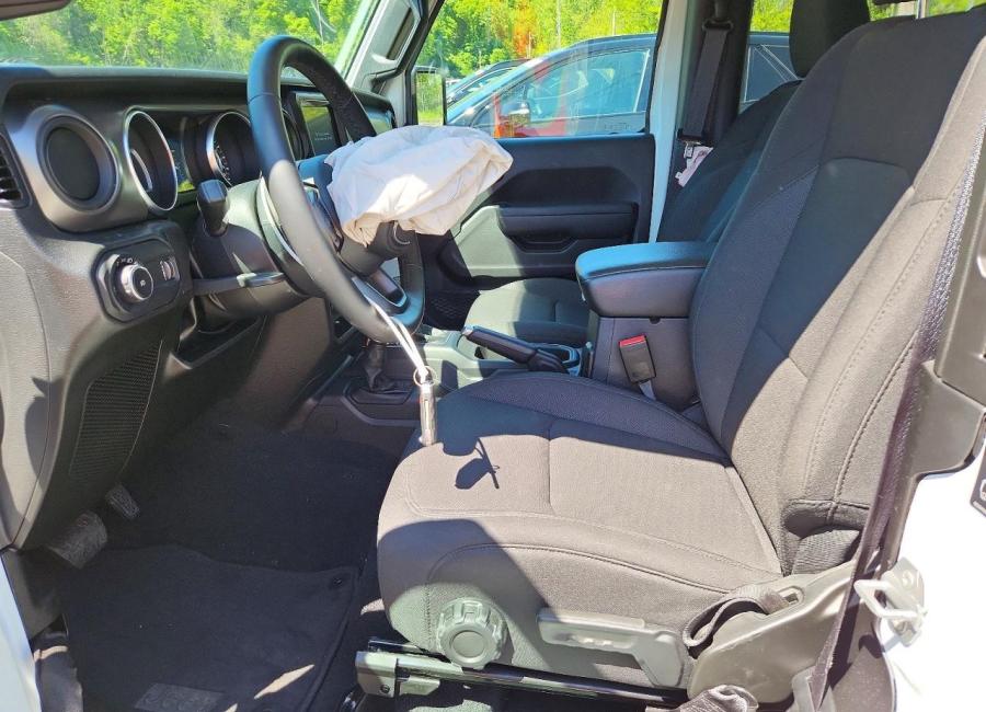 Salvage 2023 Jeep Wrangler  in Gray