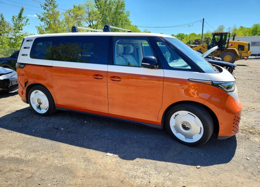 Salvage 2025 Volkswagen Id Buzz First Edition in Two Tone