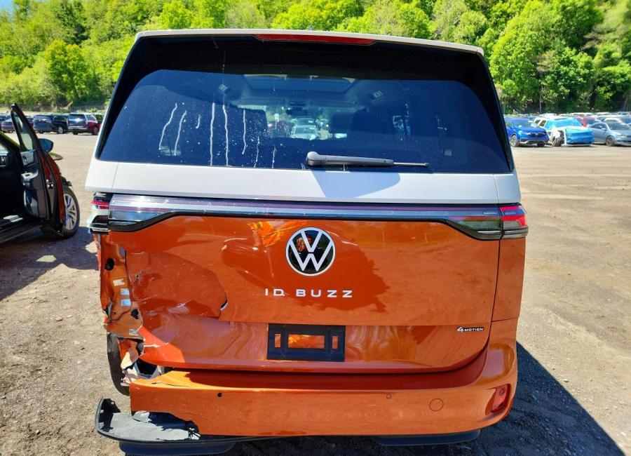 Salvage 2025 Volkswagen Id Buzz First Edition in Two Tone
