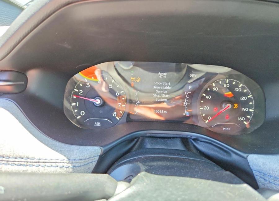 Salvage 2024 Jeep Compass  in Gray