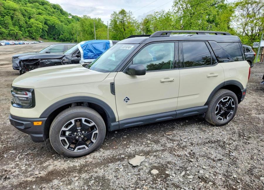 Salvage 2024 Ford Bronco Sport Outer Banks in Brown