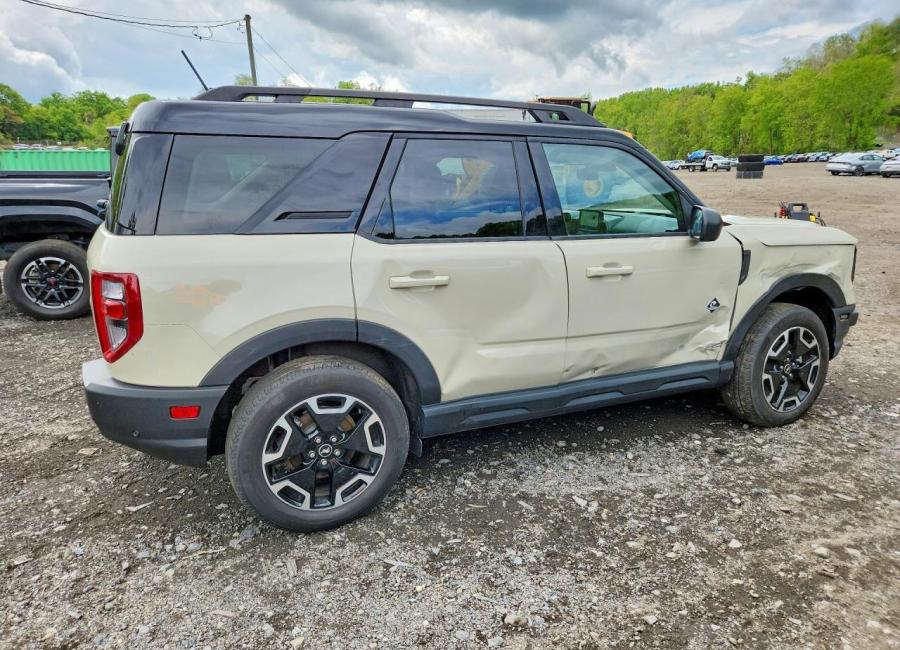 Salvage 2024 Ford Bronco Sport Outer Banks in Brown
